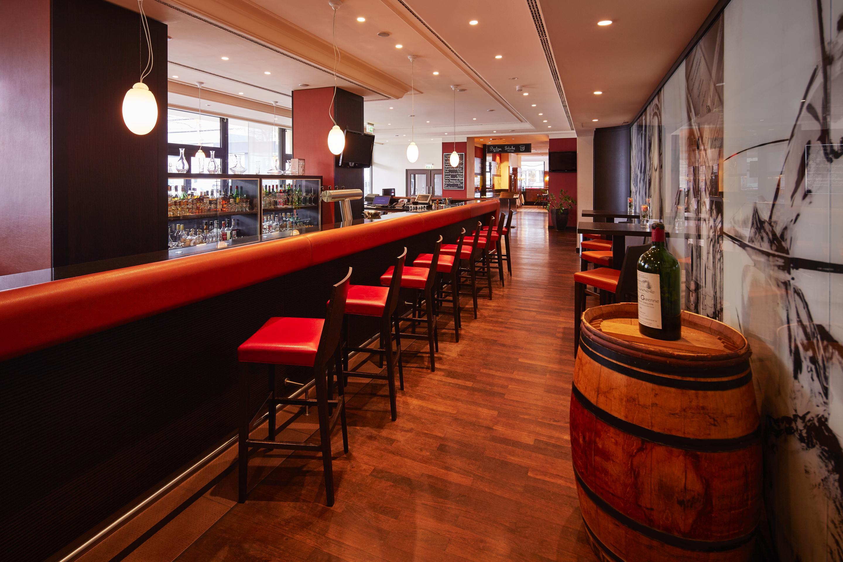 Hotel Doubletree By Hilton Berlin Ku'Damm Exterior foto The bar at the hotel