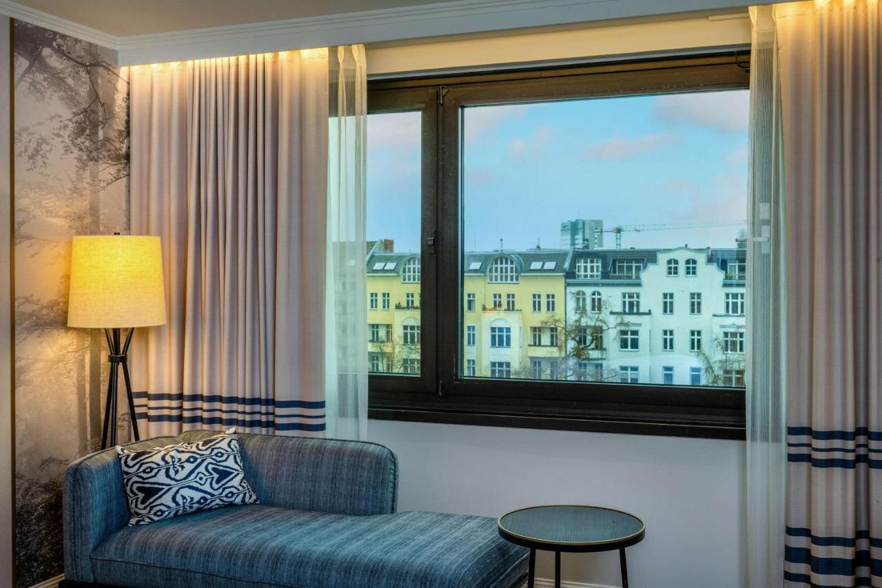 Hotel Doubletree By Hilton Berlin Ku'Damm Exterior foto A room at the hotel