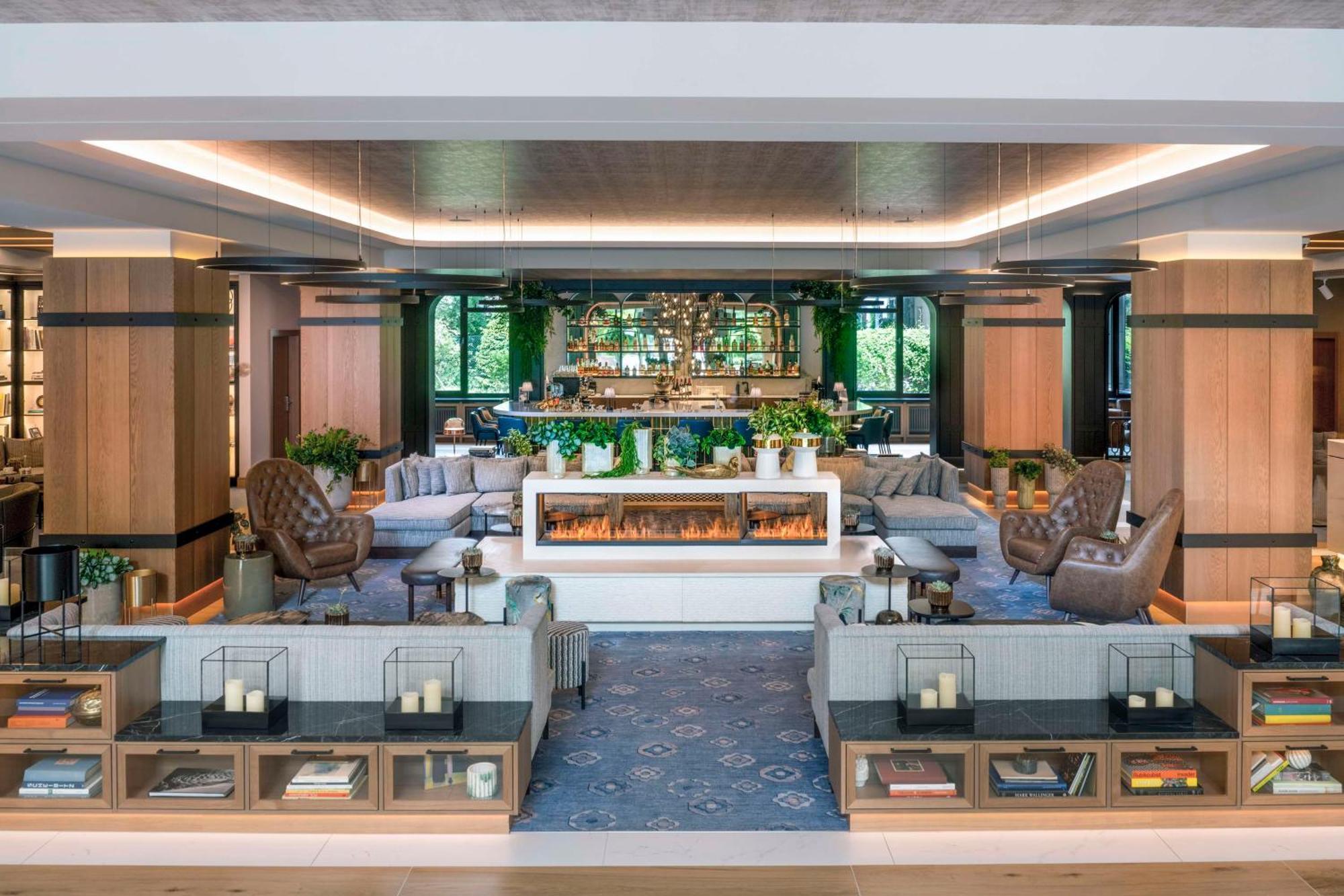 Hotel Doubletree By Hilton Berlin Ku'Damm Exterior foto The Library at The Westin